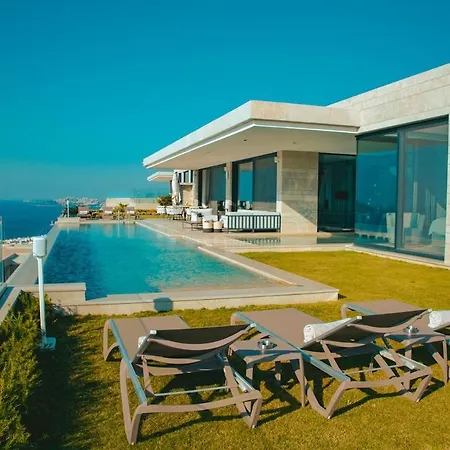 Luxury In With Breathtaking Views فيلة
